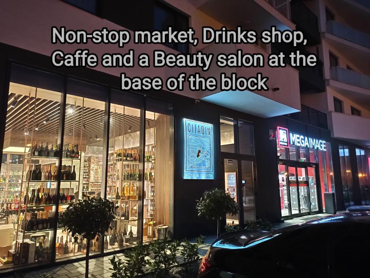 Summer Haven - Self Check-In & Parking Lot, Primashops&Lotus Oradea Buitenkant foto