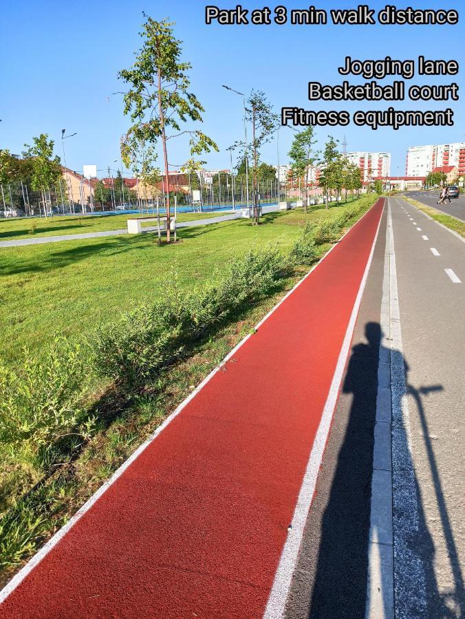 Summer Haven - Self Check-In & Parking Lot, Primashops&Lotus Oradea Buitenkant foto